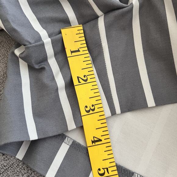Ann Taylor Loft‎ Gray Striped Sailor Women's Shorts Size 10 - Picture 6 of 6